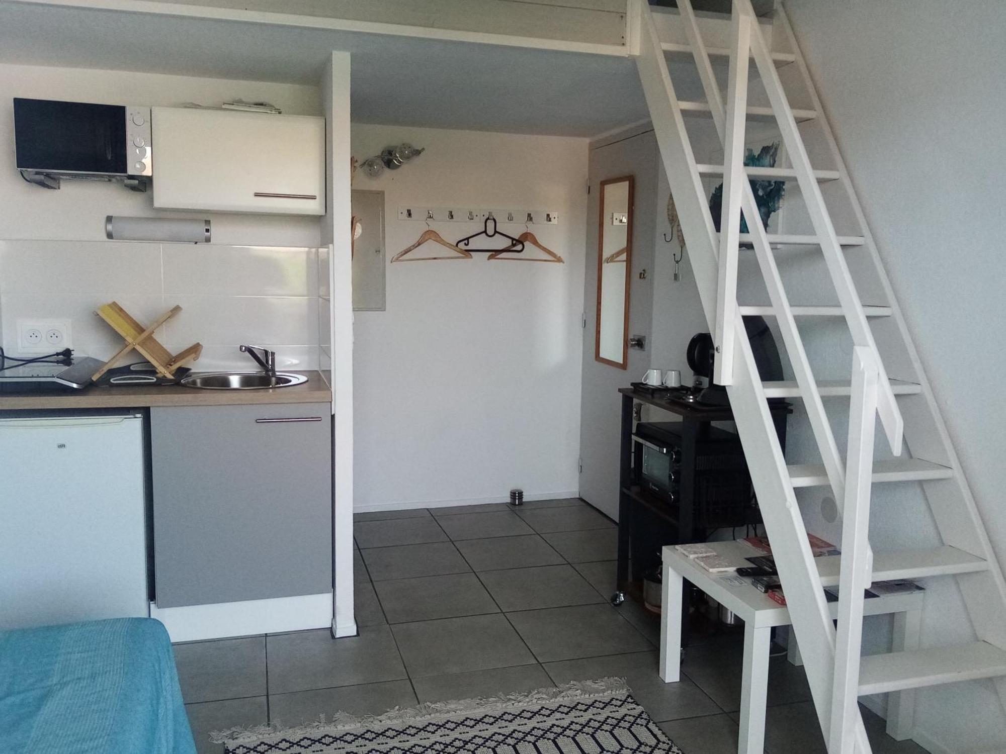 Stylish Studio Close To Beach In Residence With Pool Narbonne Exterior photo